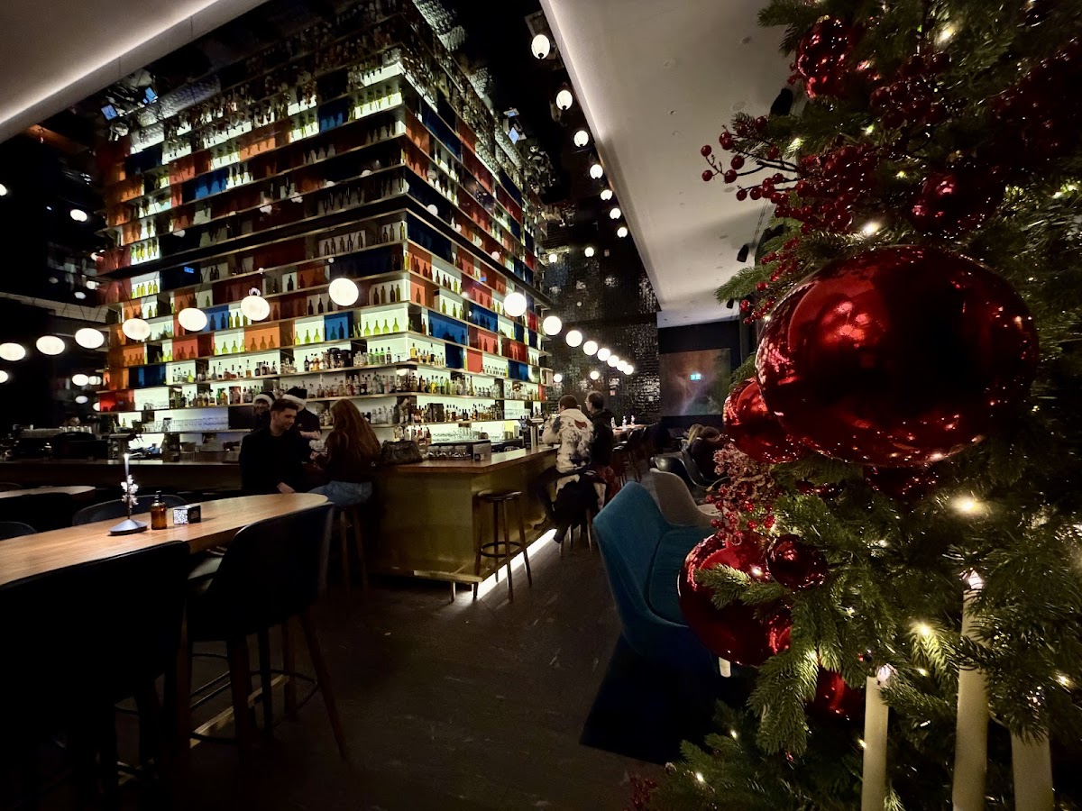 The Flushing Meadows Rooftop Bar — photo 4